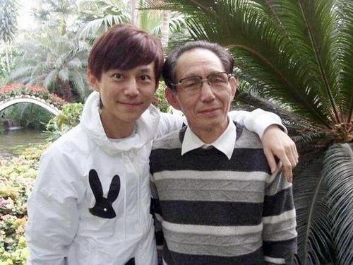 何炅最新爆料娱乐圈,娱乐圈幕后真相大揭秘！